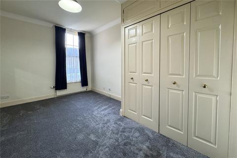 2 bedroom apartment to rent, Warwick Road, Beaconsfield, HP9