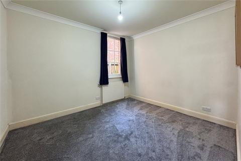 2 bedroom apartment to rent, Warwick Road, Beaconsfield, HP9