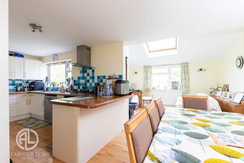 14 Rookes Close, Letchworth Garden City, SG6 2SN