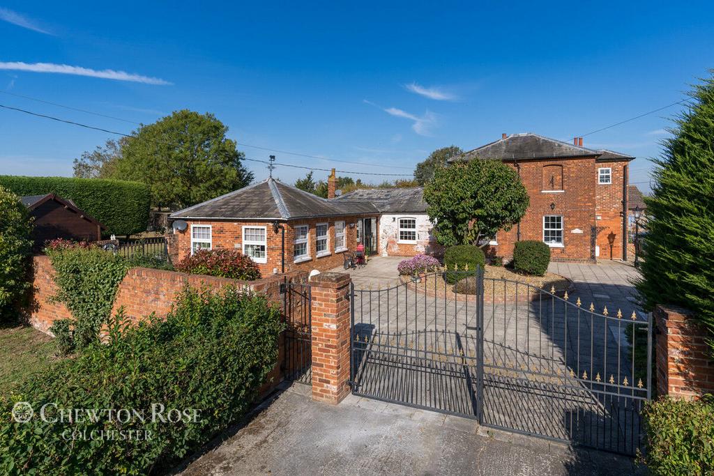 Maldon Road, Latchingdon 4 bed semidetached house for sale £820,000