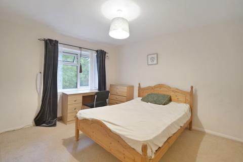 5 Greenhill Terrace, London, SE18 4BP