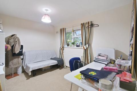 5 Greenhill Terrace, London, SE18 4BP