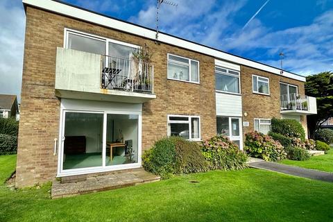 2 bedroom apartment for sale, Victoria Road, Milford on Sea, Lymington, Hampshire, SO41