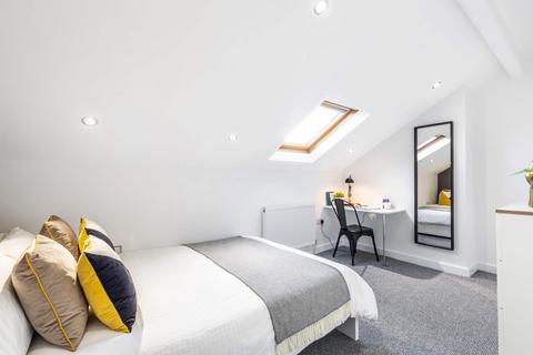 6 bedroom house to rent, Stanmore Place, Leeds LS4