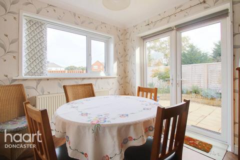 1 Blenheim Close, Hatfield, Doncaster, DN7 6AR