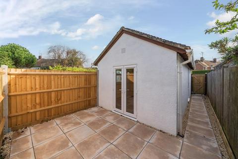 undefined, Cherry Close,  Newbury,  RG14