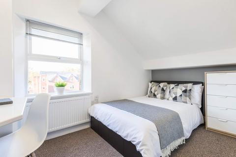 6 bedroom house to rent, Delph Lane, Leeds LS6