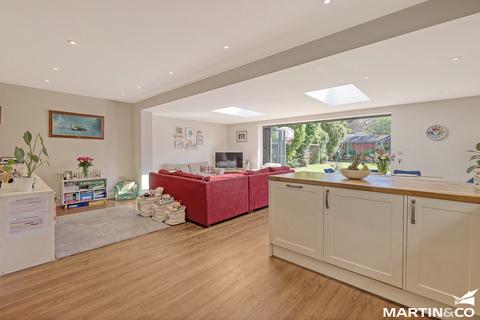 32 Wallace Crescent, Chelmsford, CM2 9QL