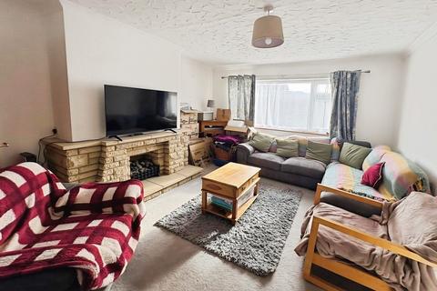 3 bedroom detached bungalow to rent, Brockley Acres, Eastcombe, Stroud
