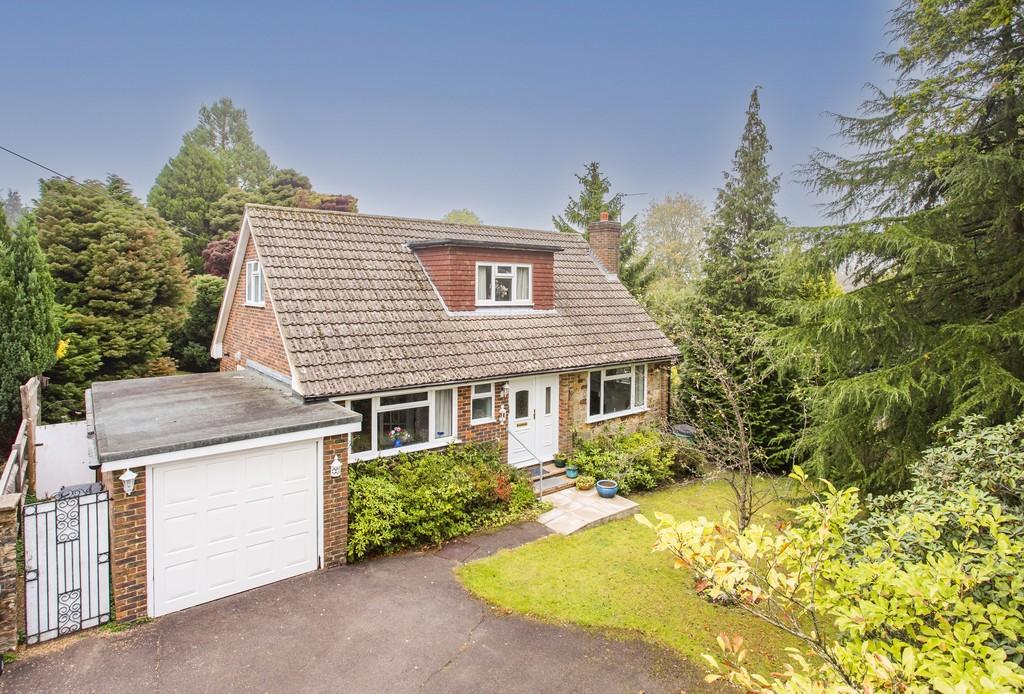 Blackness Road, Crowborough 3 bed detached house for sale £575,000