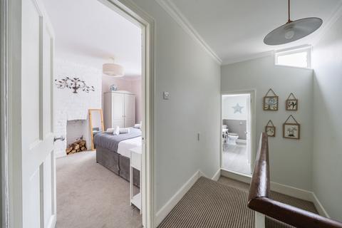 90 Barewell Road, Torquay, TQ1 4PA
