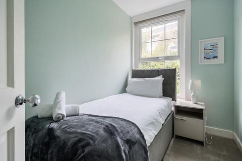 90 Barewell Road, Torquay, TQ1 4PA