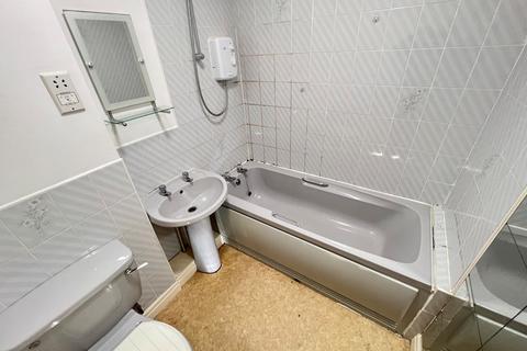 12 Clippers Quay, Blackburn, BB1 1EB