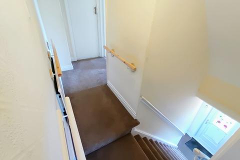 9 Rosetta Drive, Bradford, BD8 9SA