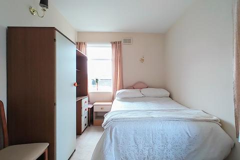 9 Rosetta Drive, Bradford, BD8 9SA