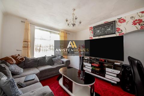 3 bedroom semi-detached house for sale, Woodward Road Dagenham Essex