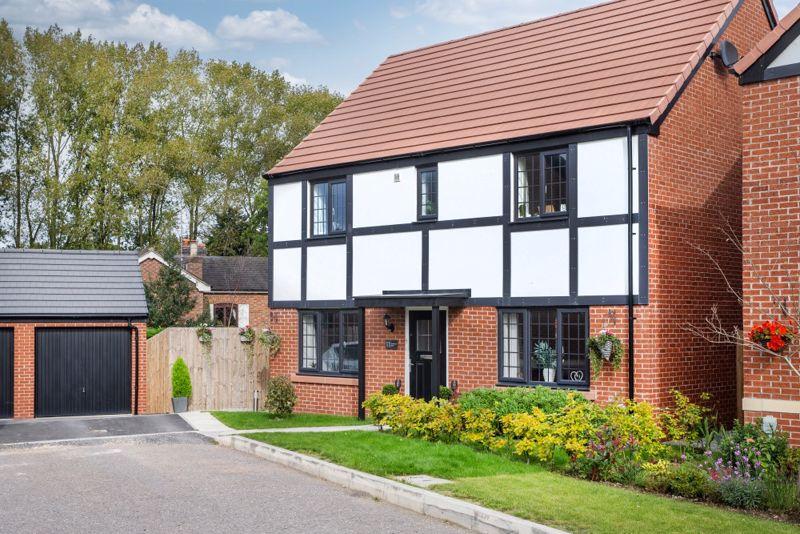 Cranberry Drive, Shavington 4 bed detached house for sale £325,000
