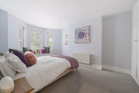 2 bedroom character property to rent, Mill Lane, West Hampstead, London, NW6