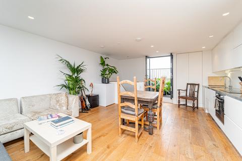 3 bedroom apartment for sale, Brecknock Road, Tufnell Park, London, N7