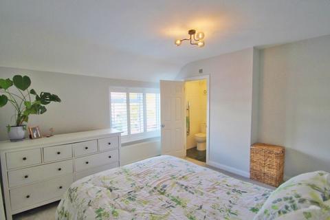 61 Hill Rise, Greenford, UB6 8PE