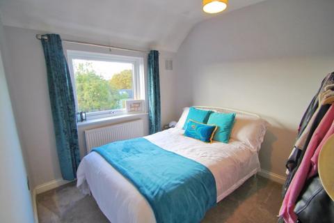 61 Hill Rise, Greenford, UB6 8PE