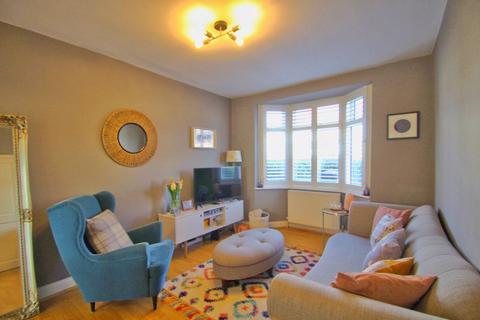 61 Hill Rise, Greenford, UB6 8PE