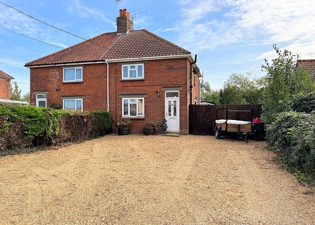 Trunch Road, Swafield, Norfolk 3 bed semidetached house for sale £270,000