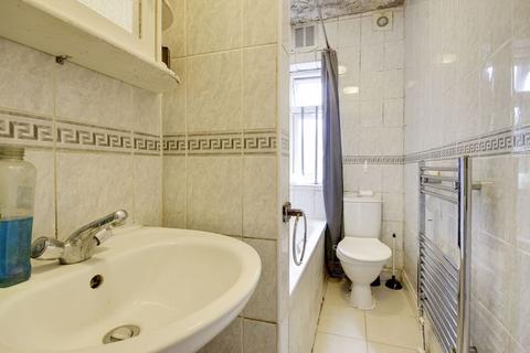 2 bedroom maisonette for sale, Glenloch Road, Enfield