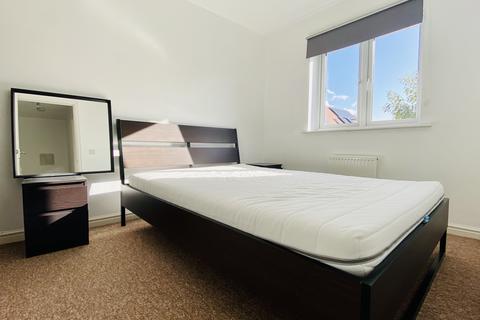 2 bedroom end of terrace house for sale, Ellingham View, Dartford DA1
