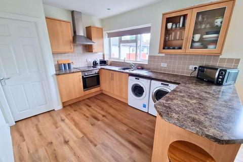 2 bedroom flat for sale, Ryelands Road, Leominster, HR6 8GG