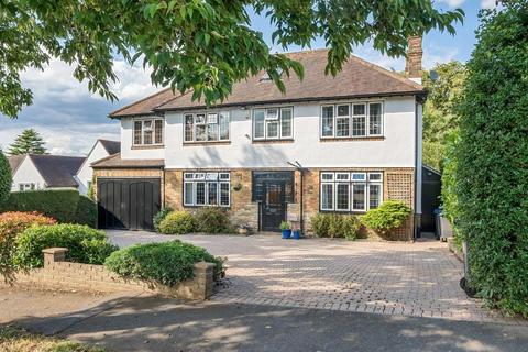 12 Glebe Hyrst, South Croydon, CR2 9JE
