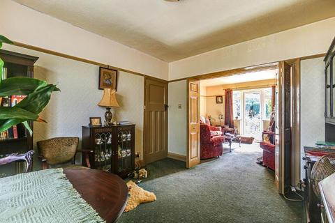 95 Princes Avenue, South Croydon, CR2 9BF