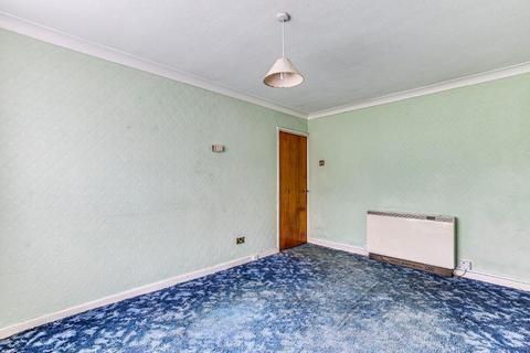 15 Swallowdale, South Croydon, CR2 8SG