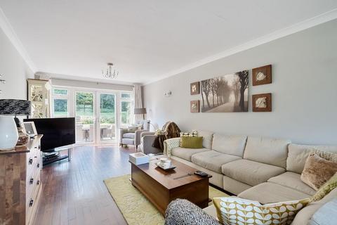 4 Trinity Close, South Croydon, CR2 0EP