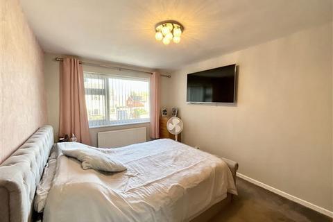3 Greengate Close, Sheffield, S13 7PX