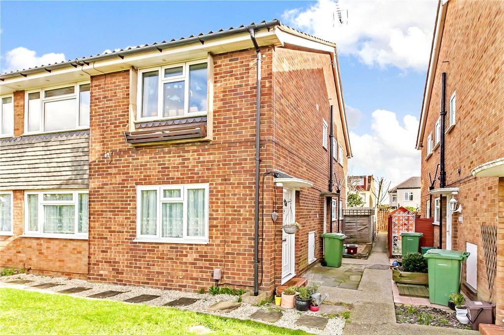Barton Close, Bexleyheath, Kent, DA6 2 bed for sale £300,000