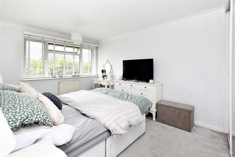 2 bedroom maisonette for sale, Barton Close, Bexleyheath, Kent, DA6