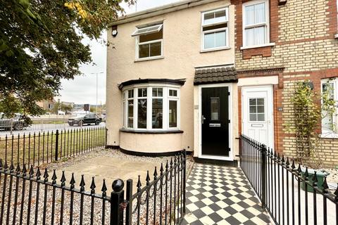 3 bedroom end of terrace house to rent - Goldlay Road, Chelmsford CM2