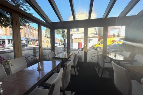 Restaurant for sale - High Road, London, N2