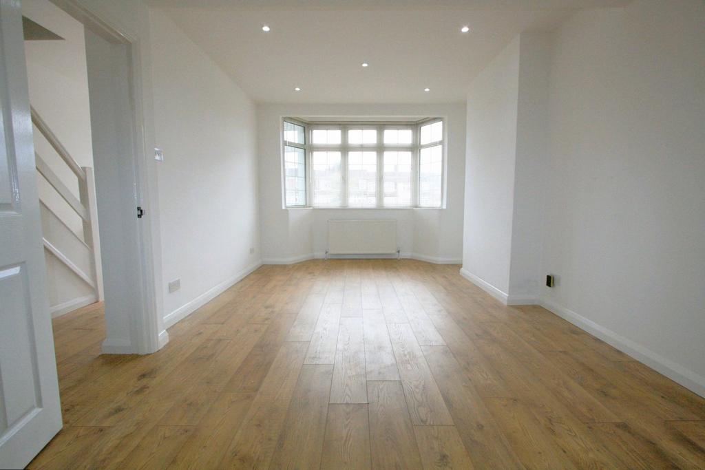 Hillcrest Road, BROMLEY BR1 3 bed terraced house for sale £475,000