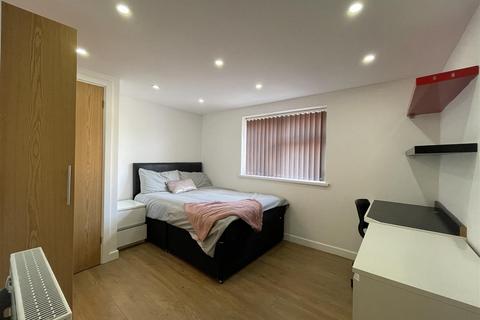 7 bedroom flat to rent - Woodville Road, Cardiff