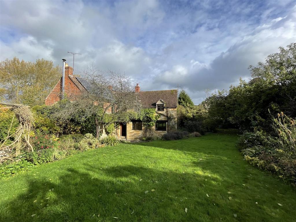 Garden a.JPG