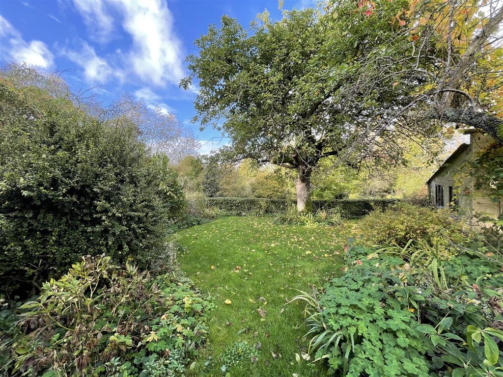 Garden b.JPG