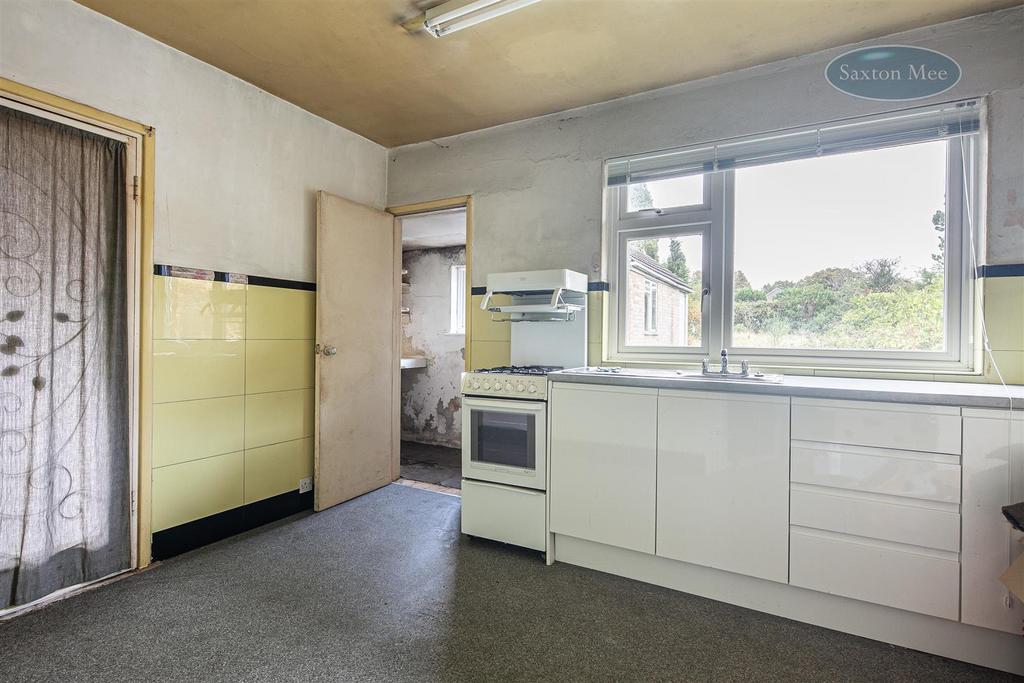 Blackbrook Drive, Lodge Moor, Sheffield 3 bed detached bungalow £400,000