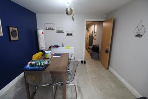 undefined, Draper Close, Grays
