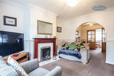 42 Maple Croft Crescent, Sheffield, S9 1DN