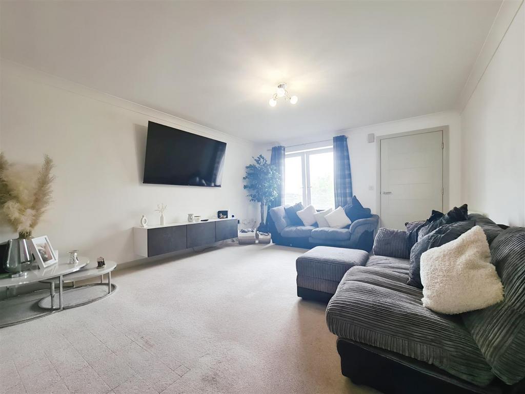 Stornoway Drive, Inverness IV3 3 bed house for sale £264,500