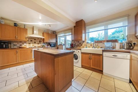 4 bedroom semi-detached house for sale, Oxenpark Avenue, WEMBLEY