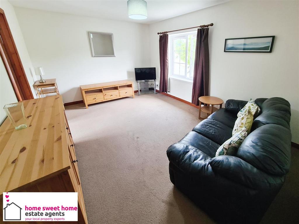 Castle Heather Road Inverness, Inverness IV2 2 bed property for sale £133,000