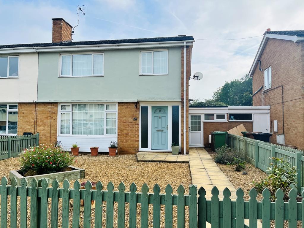 Meadow Road, South Littleton, Evesham 3 bed semidetached house for